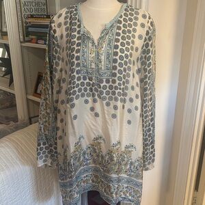 Floral Patterned Tunic Top